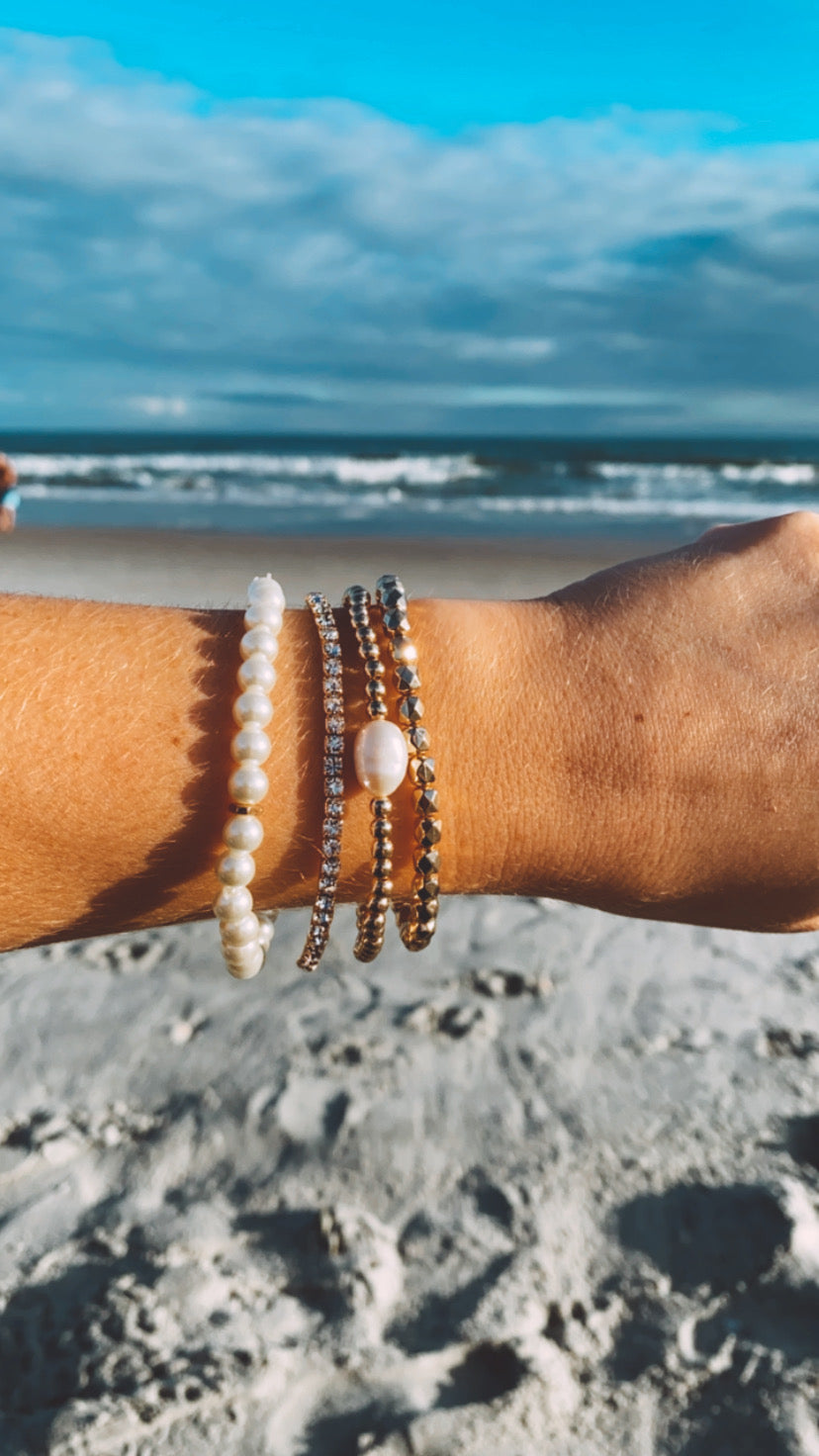 Gold Pearl Mixed Bead Bracelet Set