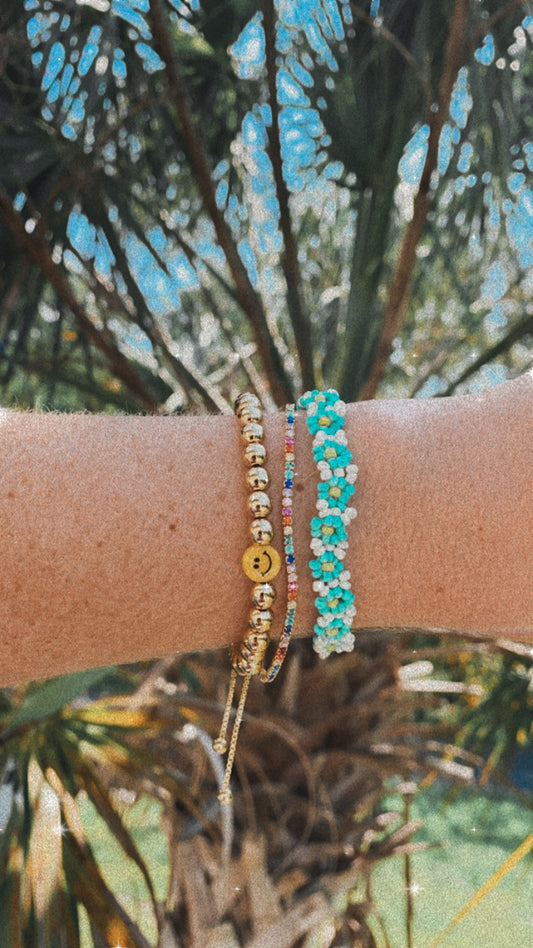 Smiley Face Gold Stretch Bracelet