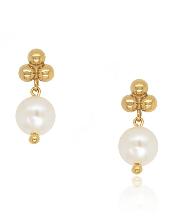 Meg Pearl Earrings