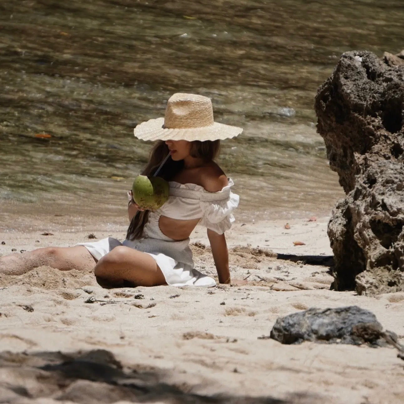 Nalu - Scollped Wide Brim Straw Hat