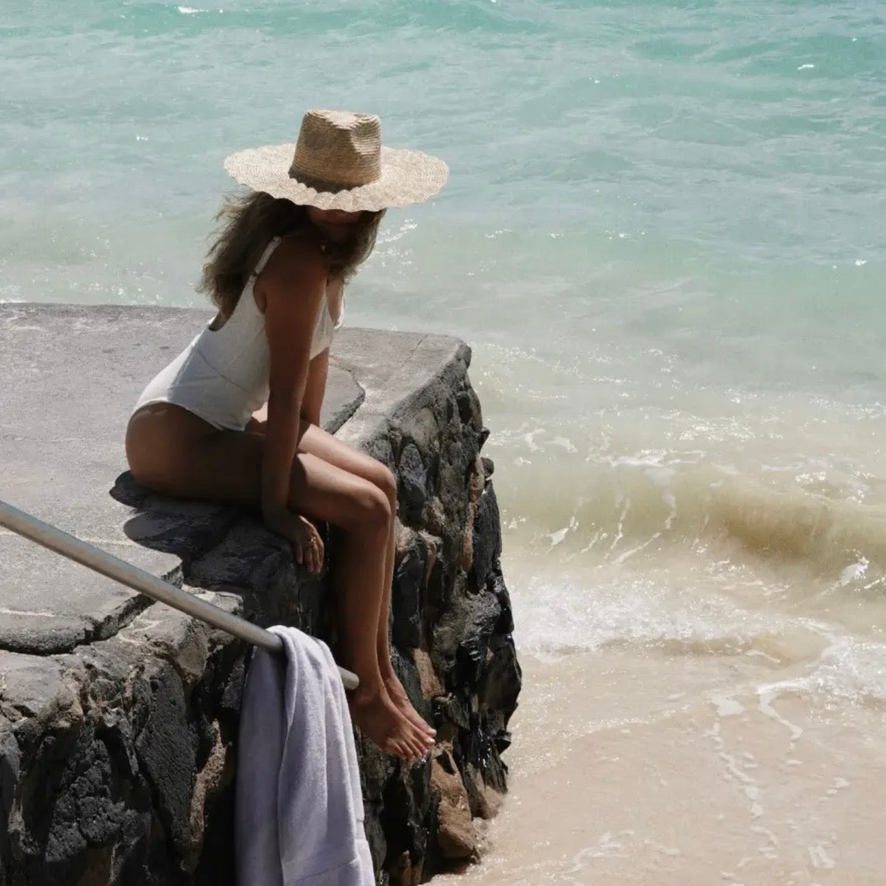 Nalu - Scollped Wide Brim Straw Hat